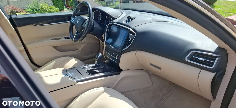 Maserati Ghibli S Q4 Granlusso - 17