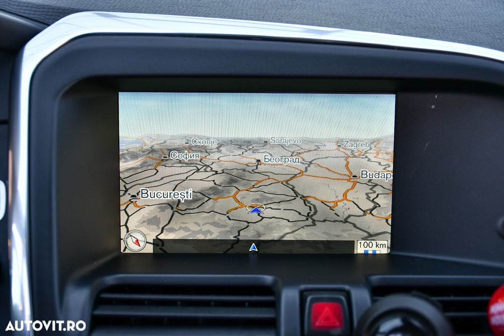 Volvo XC 60 D4 Geartronic Summum - 18
