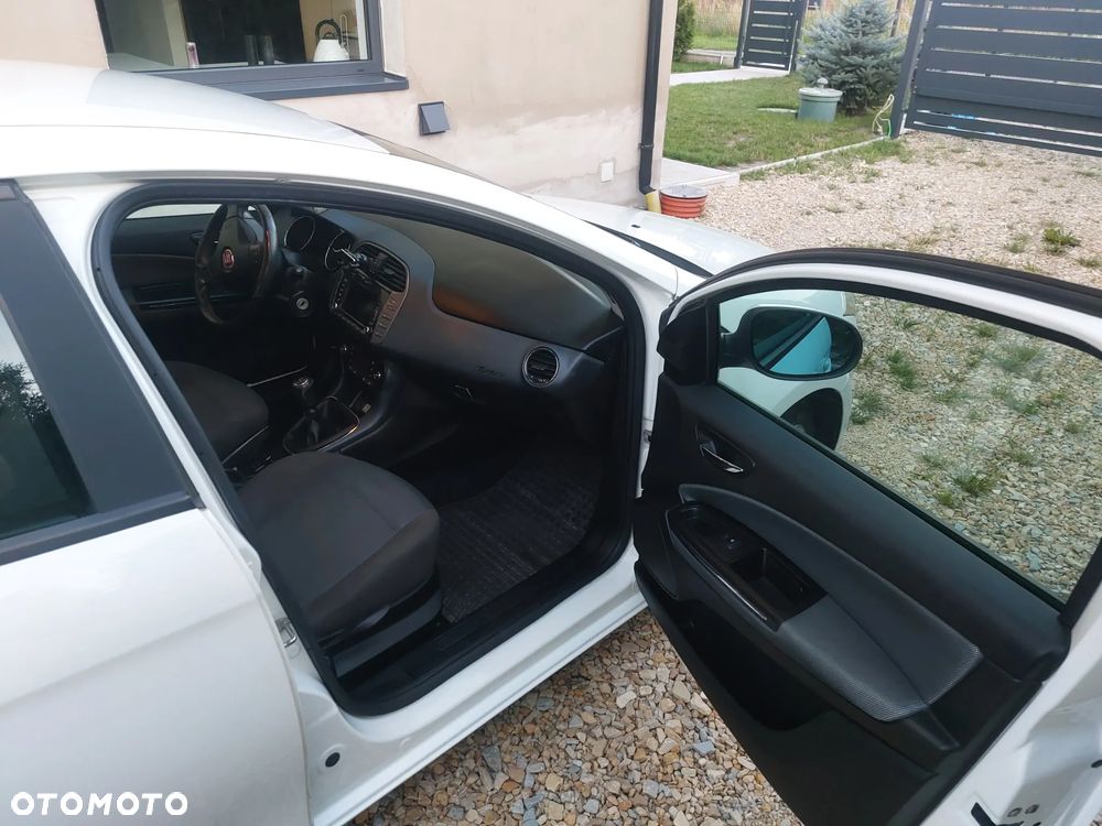 Fiat Bravo 1.4 T-JET 16V Street - 6