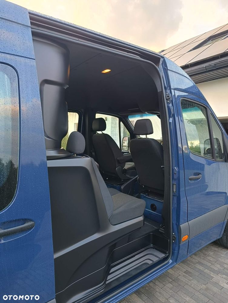 Mercedes-Benz Sprinter - 8
