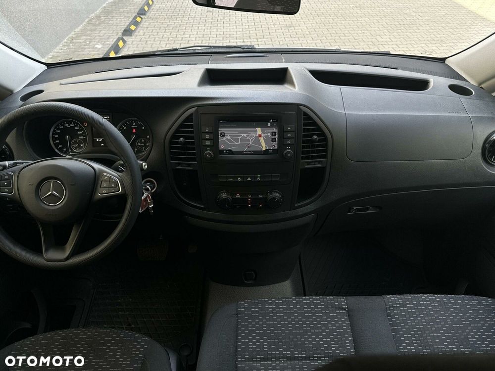 Mercedes-Benz Vito - 17