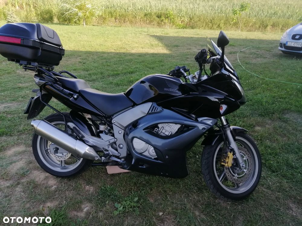 Honda CBF - 3