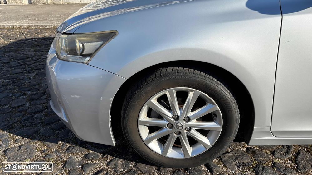 Lexus CT 200h 06 P.Convenience - 3