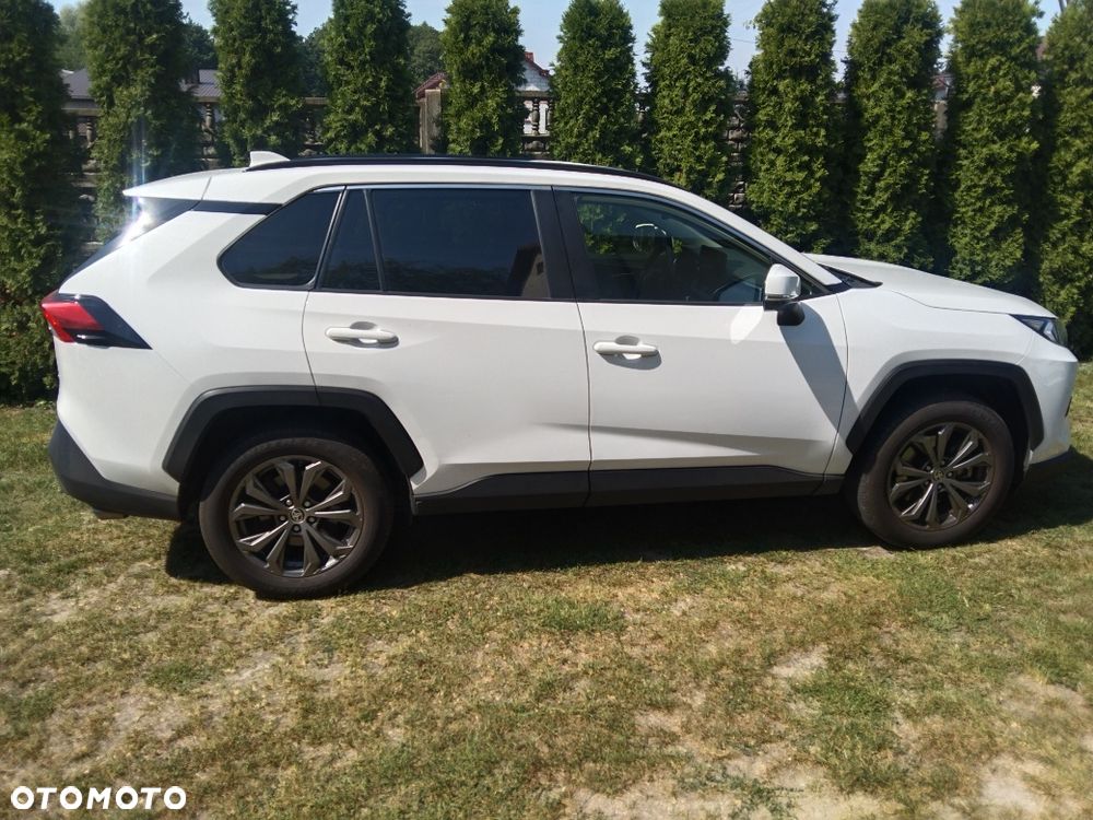 Toyota RAV4 - 5