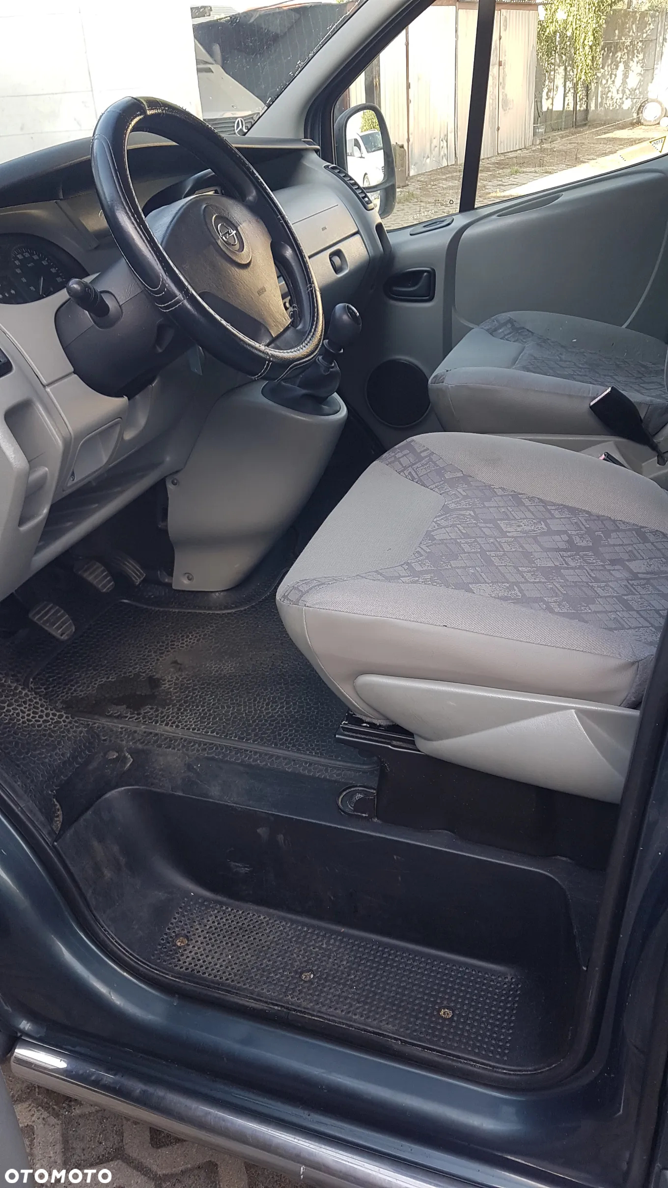 Opel Vivaro 1.9 cdti - 15