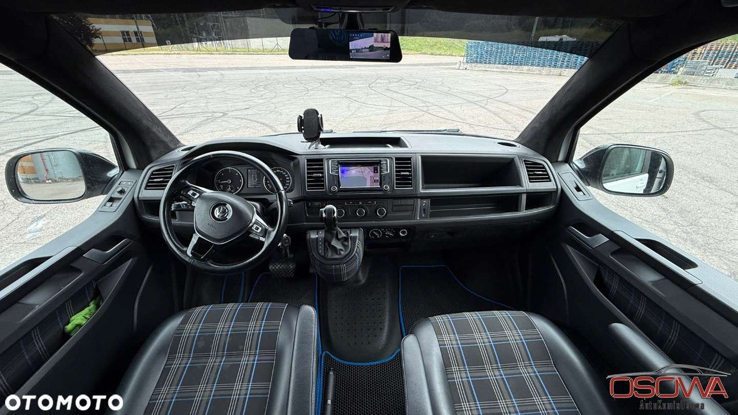 Volkswagen Multivan - 26