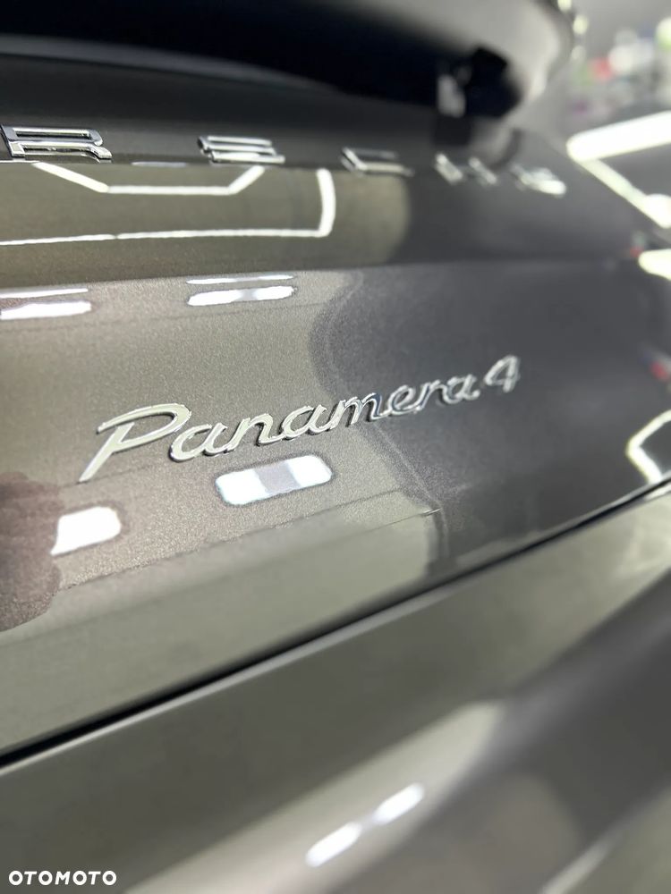 Porsche Panamera 4 PDK - 9