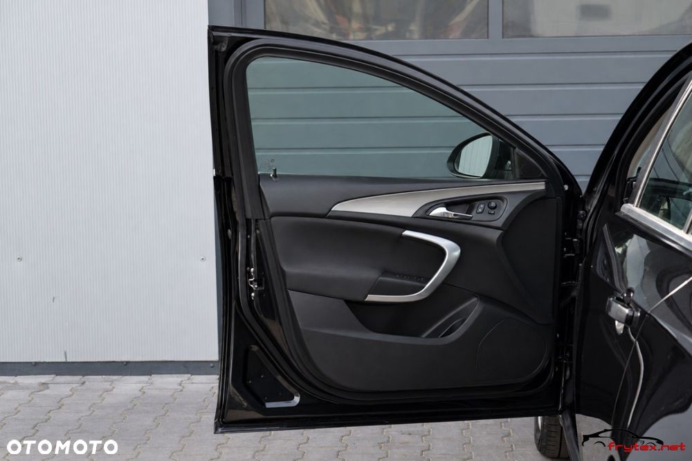 Opel Insignia - 16