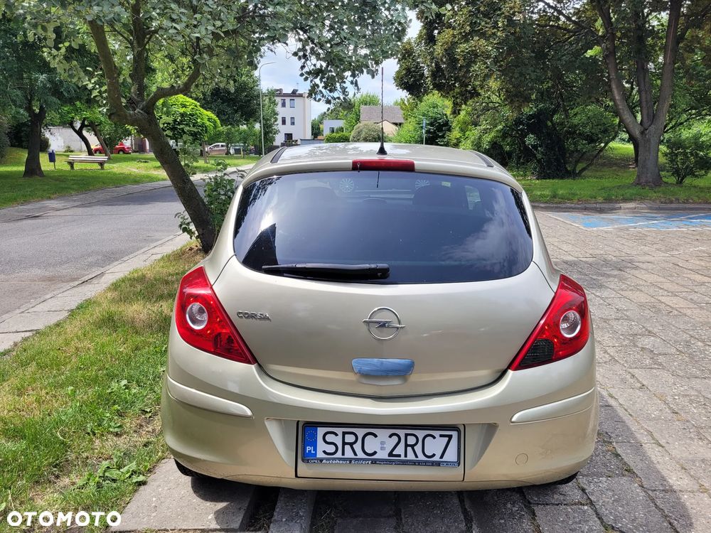Opel Corsa 1.2 16V Innovation 110 Jahre - 4
