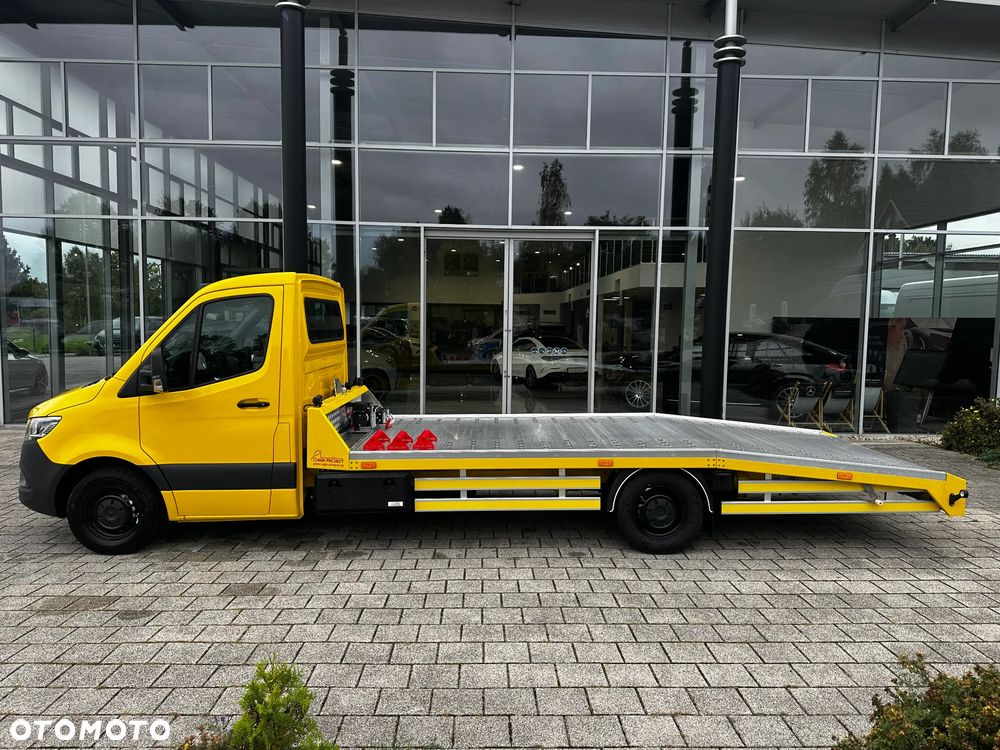 Mercedes-Benz Sprinter - 10