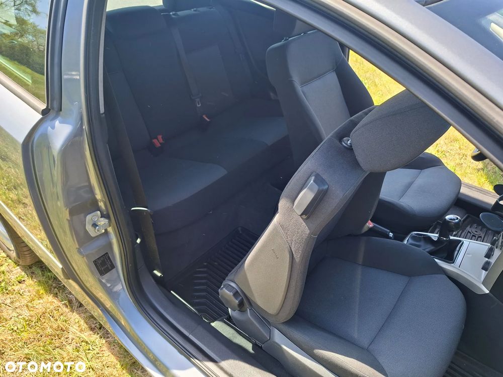 Opel Astra 1.6 Easytronic Cosmo - 32