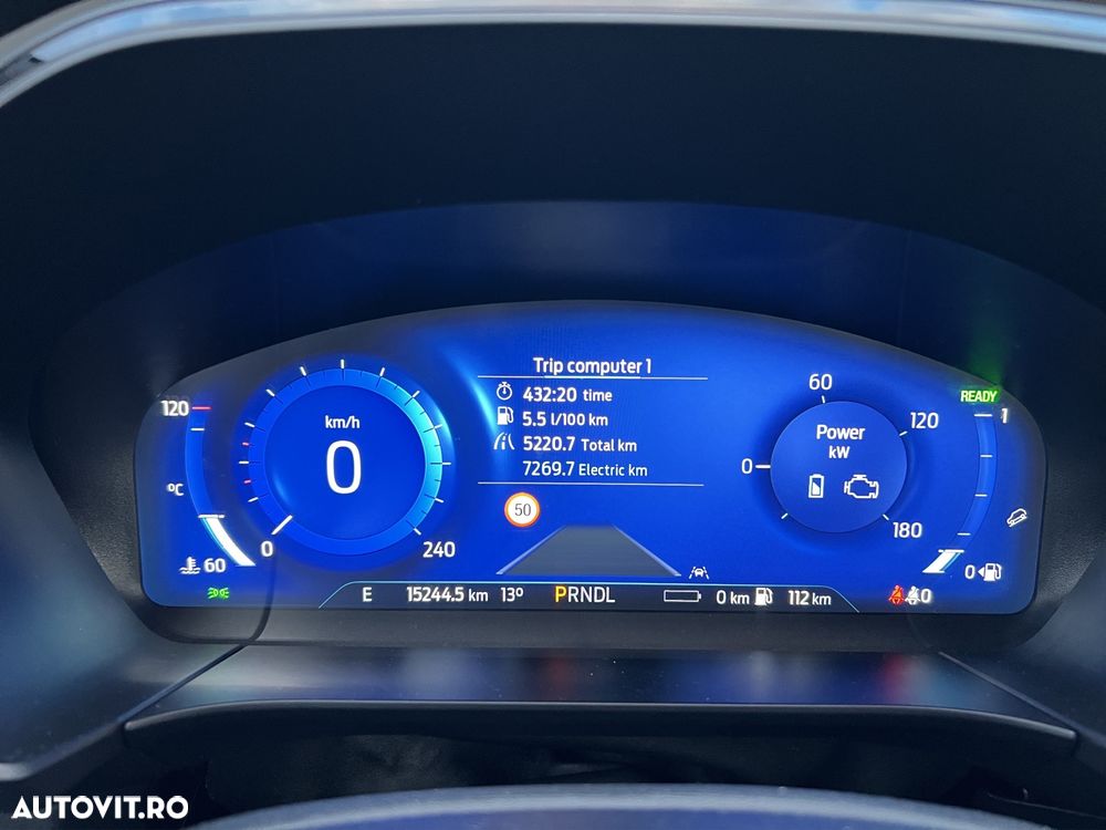 Ford Kuga 2.5 Duratec PHEV ST Line - 9
