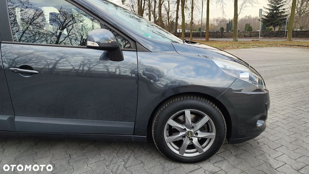Renault Scenic 1.6 16V 110 TomTom Edition - 12