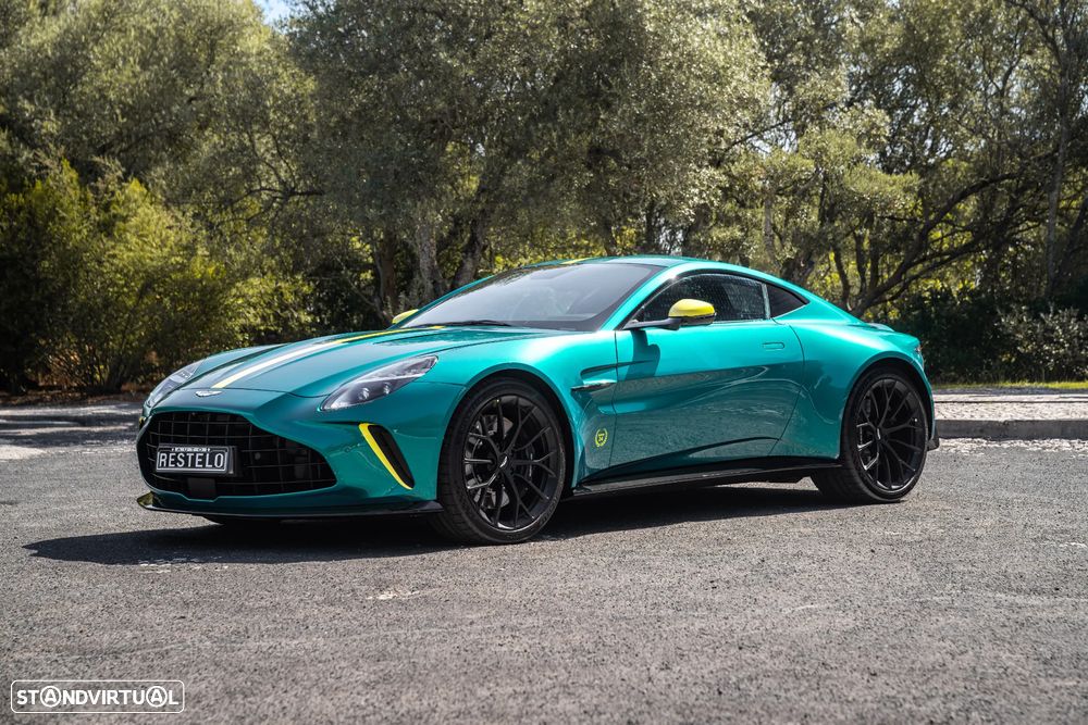 Aston Martin Vantage Coupe V8 - 2