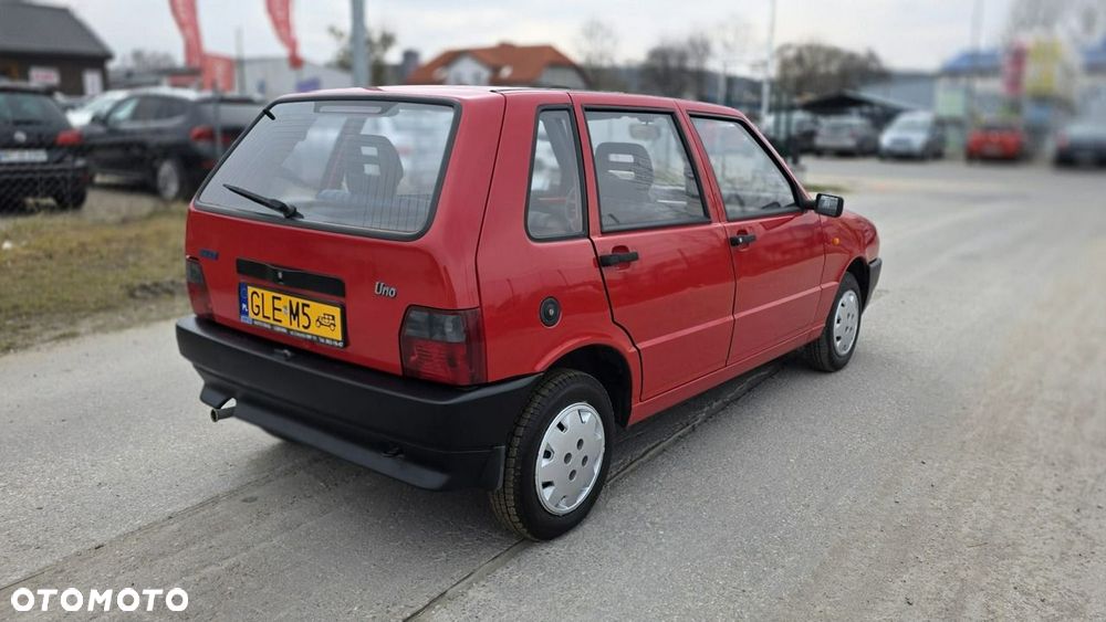 Fiat Uno - 8