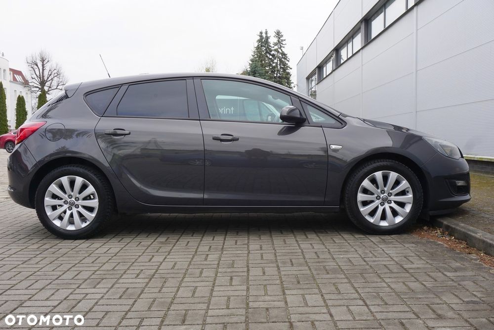 Opel Astra - 16