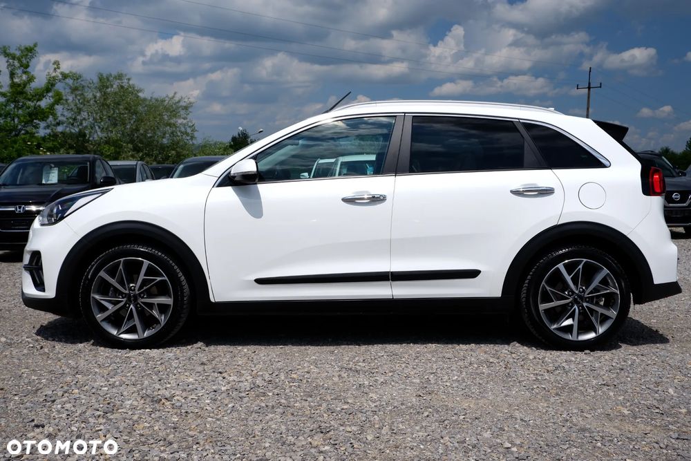 Kia Niro 1.6 GDI Hybrid L Business Line - 34