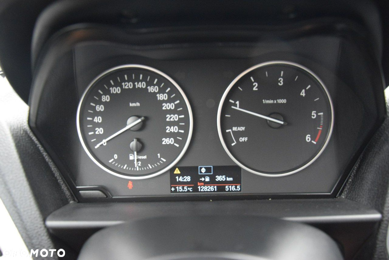 BMW Seria 1 118d - 33
