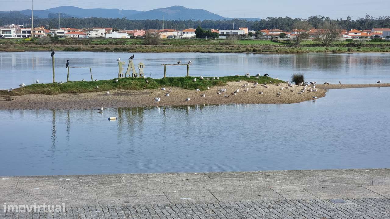 Moradia T3 para restaurar em Fão - Grande imagem: 3/54