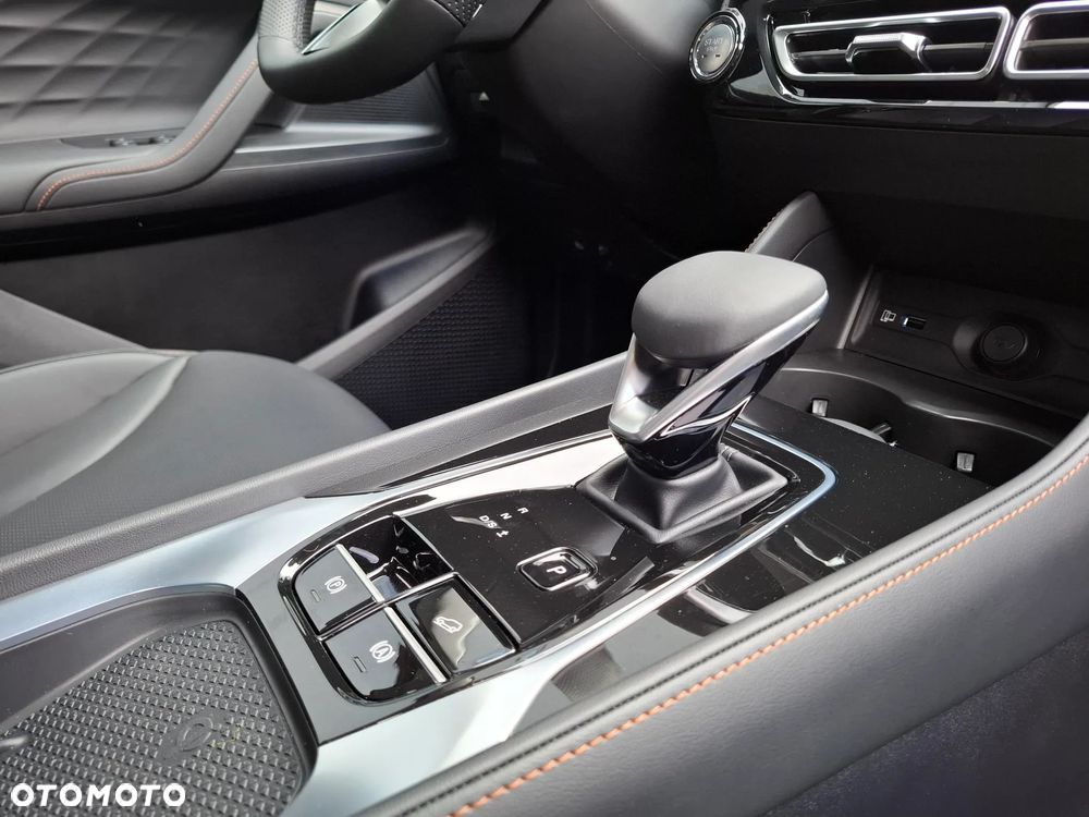 MG HS 1.5 T-GDI Exclusive DCT - 18