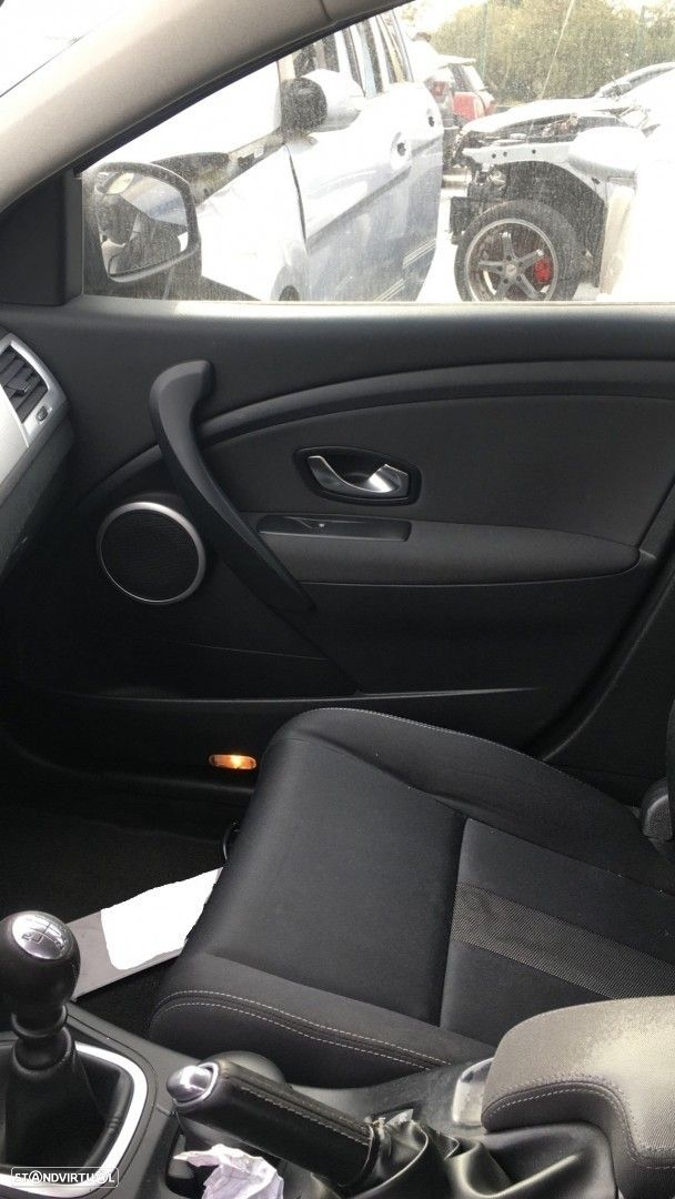 Peças Renault Megane III SW (KZ0/1) 2009 a 2015 - 21
