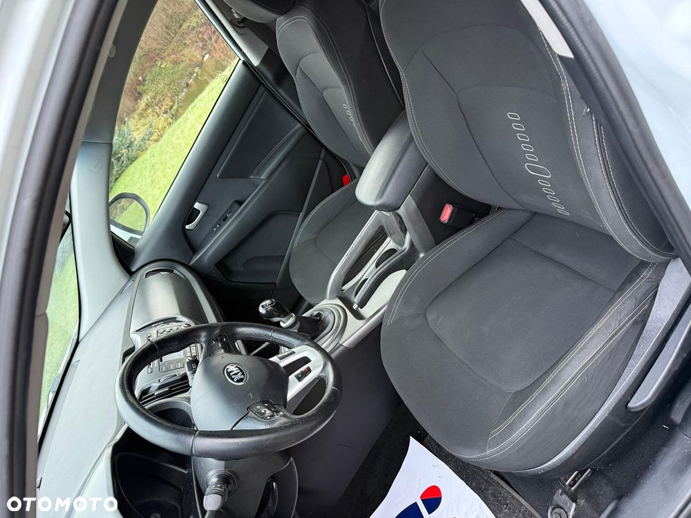 Kia Sportage 1.7 CRDI 2WD Spirit - 9