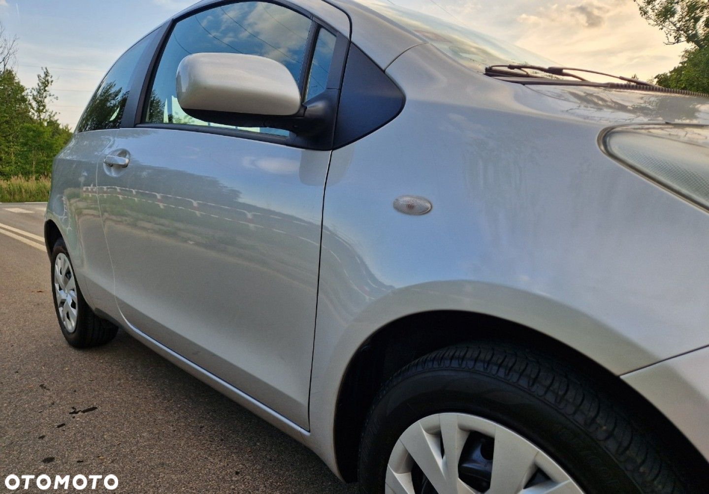 Toyota Yaris 1.3 VVT-i Sol - 18