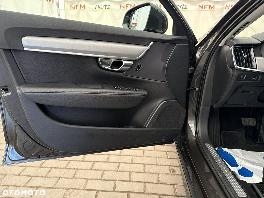 Volvo V90 - 11