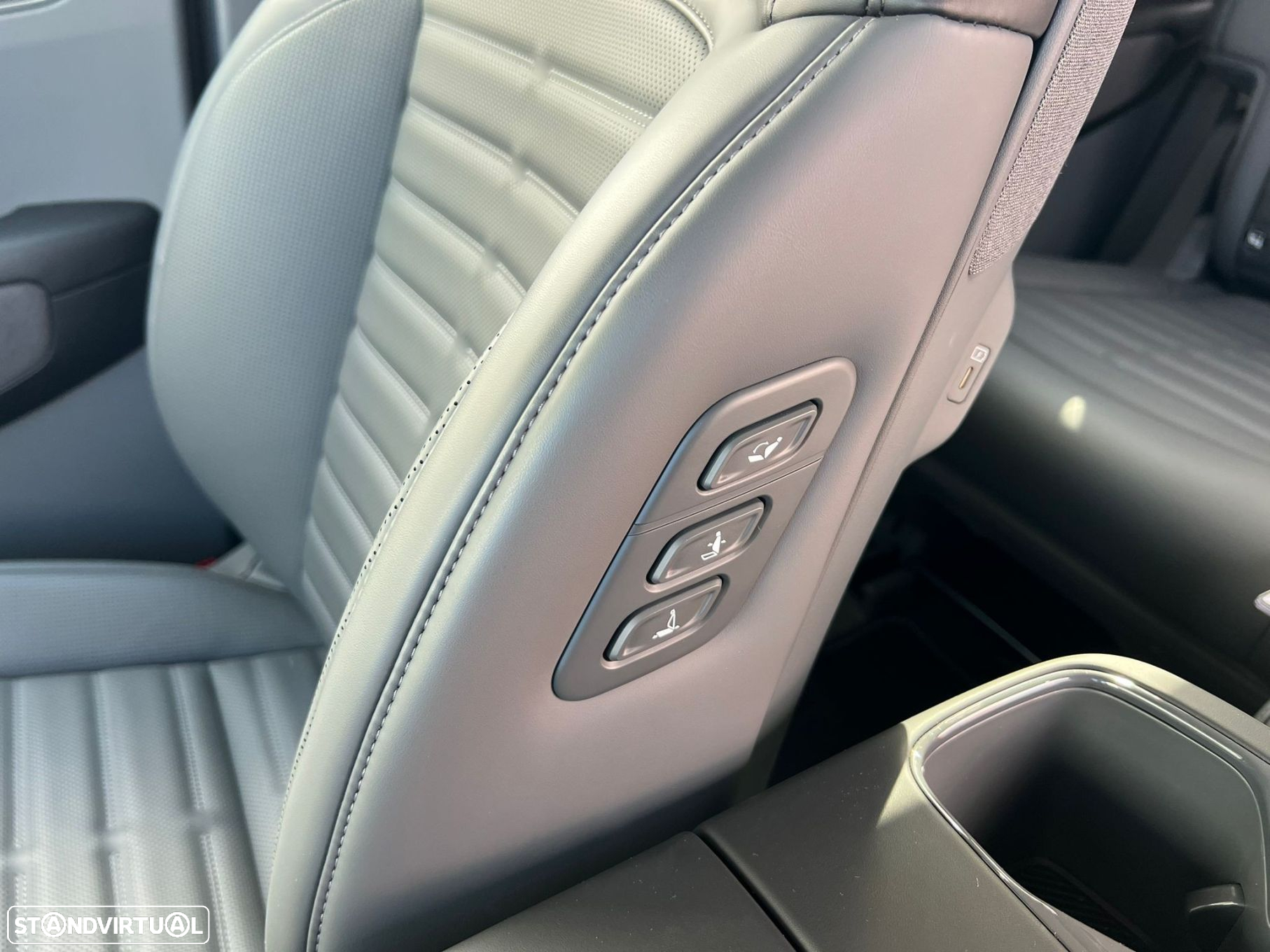 Kia EV9 98.8 kWh 1st Edition - 18