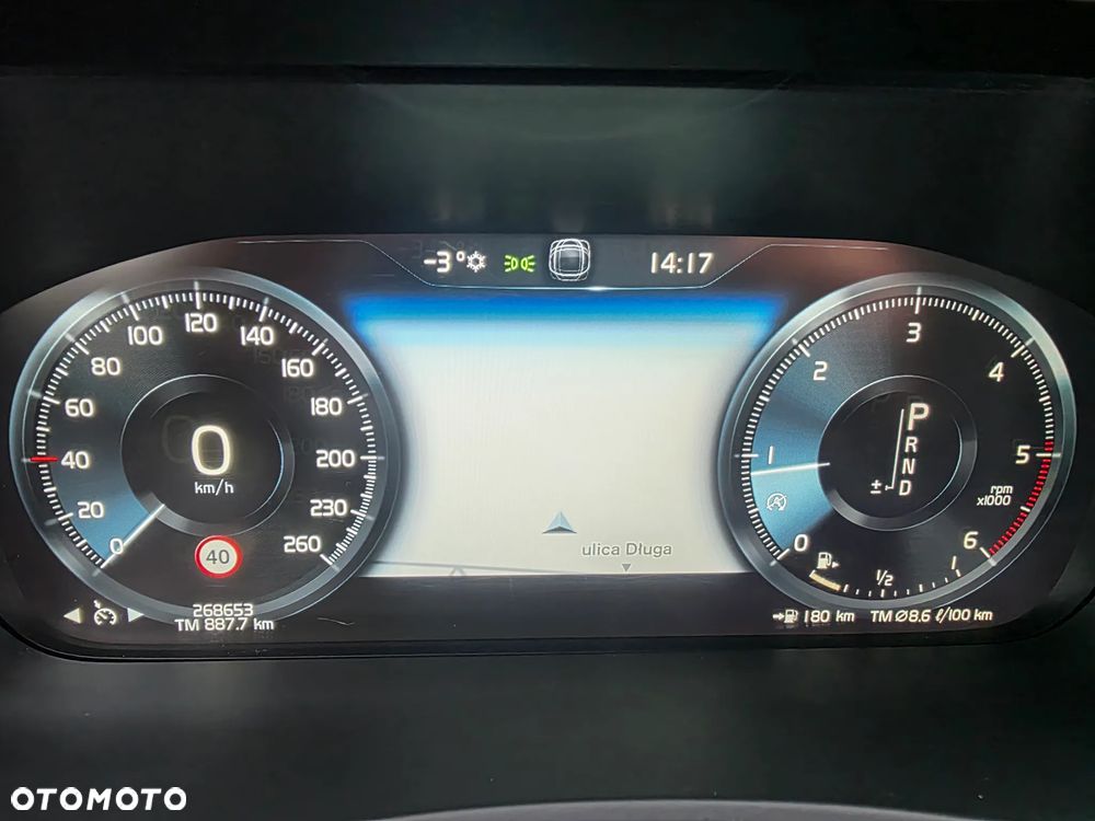 Volvo XC 90 - 23