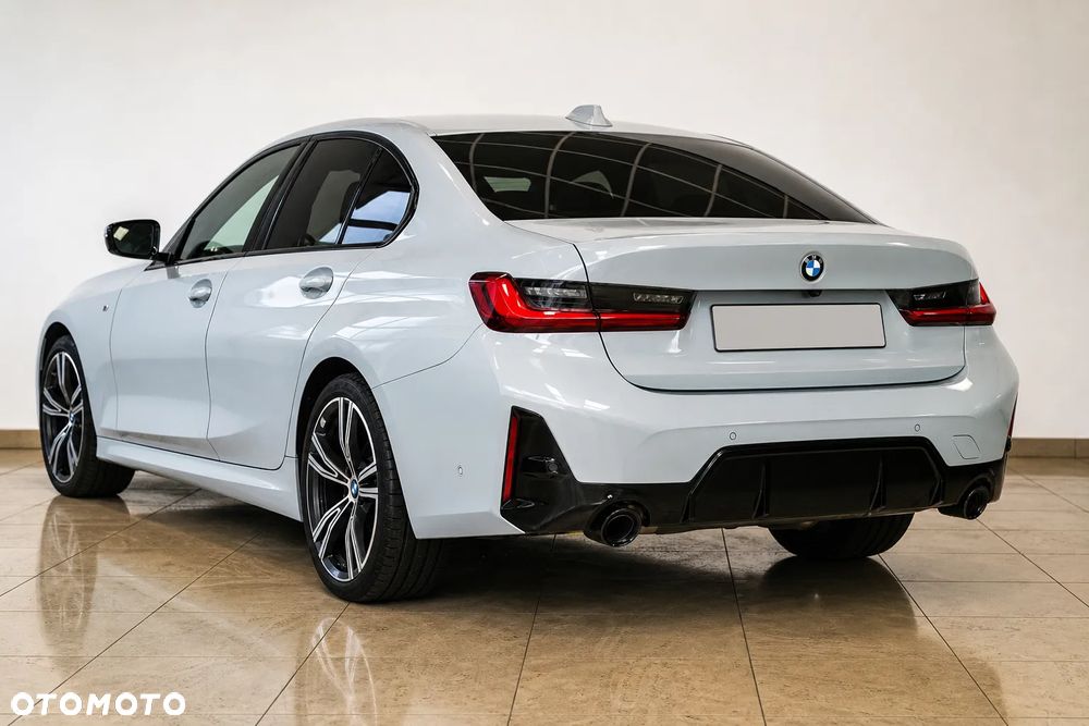 BMW Seria 3 320d M Sport Shadow - 2