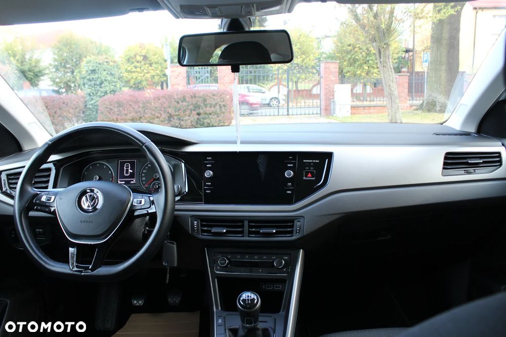 Volkswagen Polo 1.0 Trendline - 19