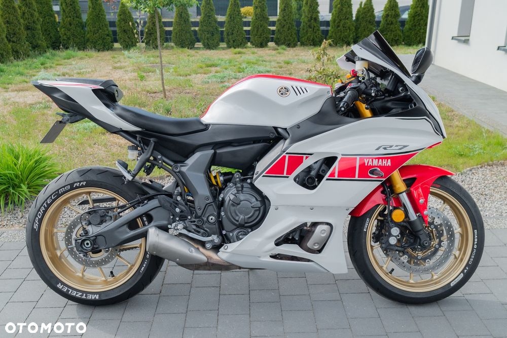 Yamaha R7 - 3