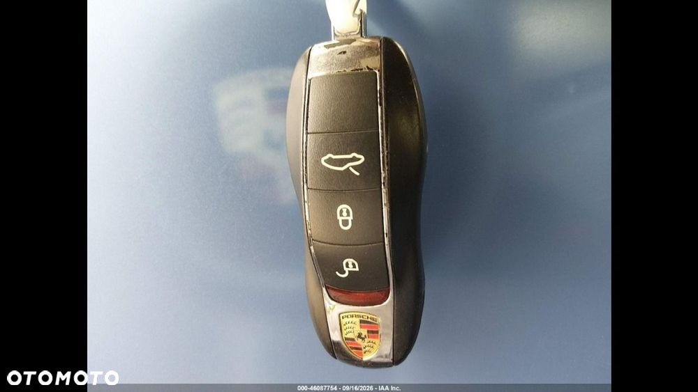 Porsche 911 Carrera 4S PDK - 12