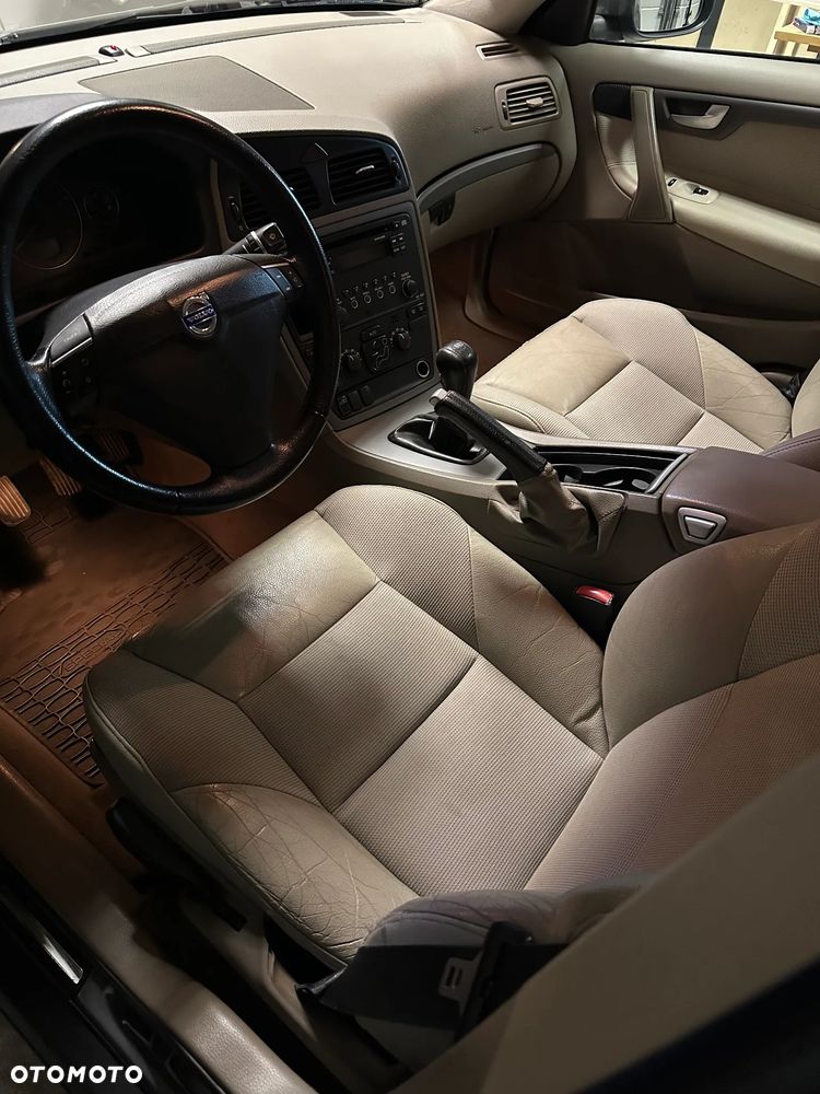 Volvo S60 2.4D Kinetic - 30