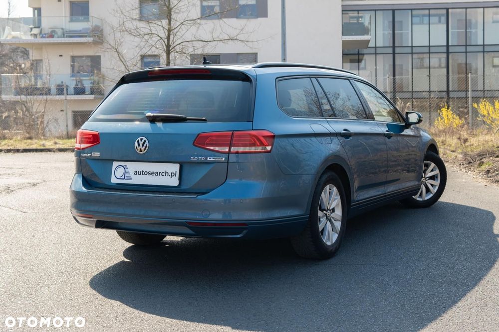Volkswagen Passat - 5