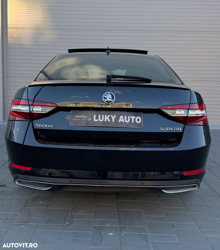 Skoda Superb 2.0 TDI DSG Sportline - 13