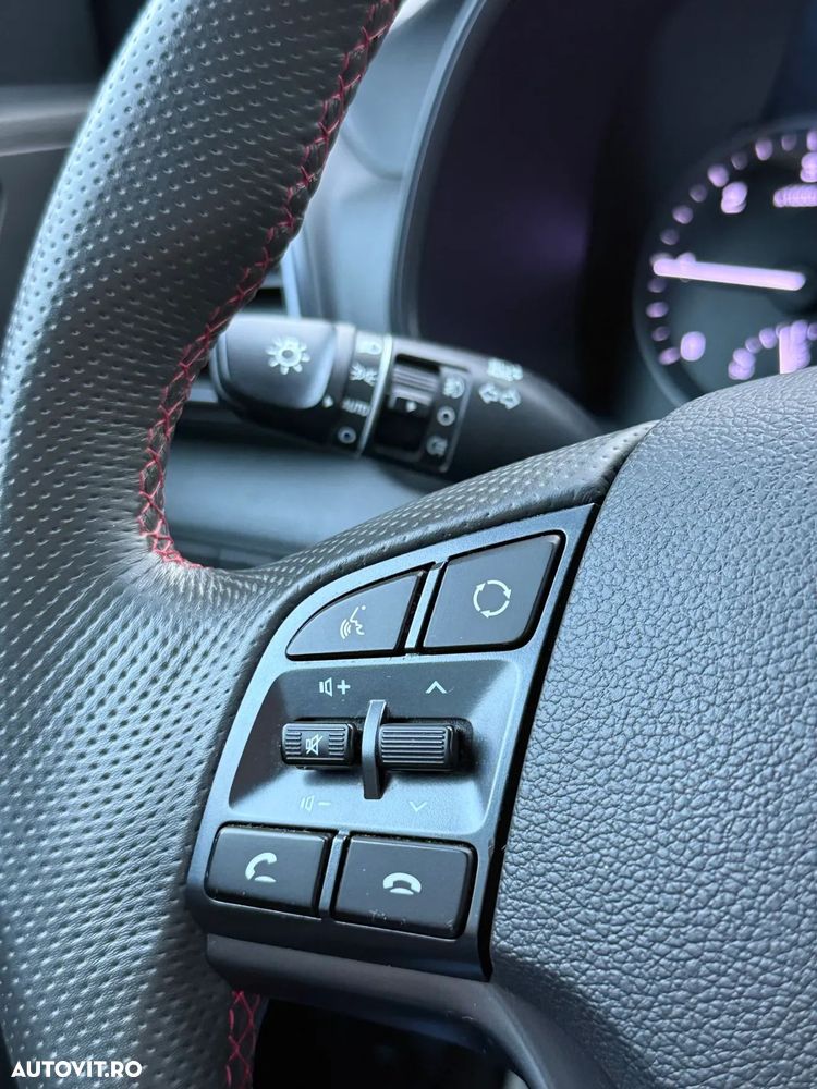 Hyundai Tucson 2.0 CRDI 4WD Automatik Premium - 7