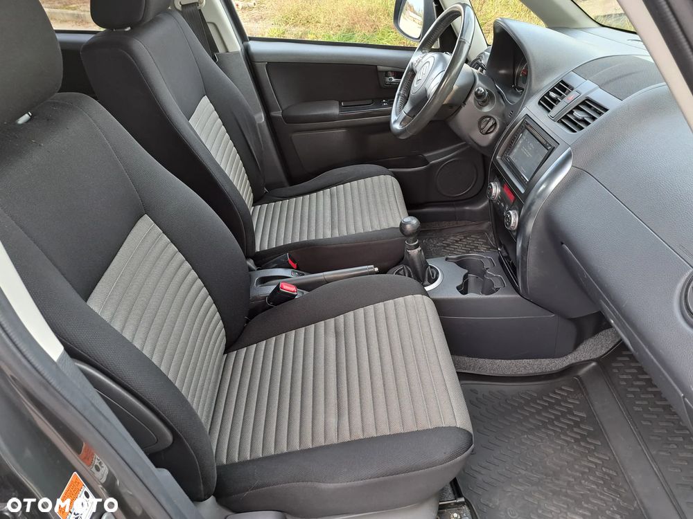 Suzuki SX4 - 20