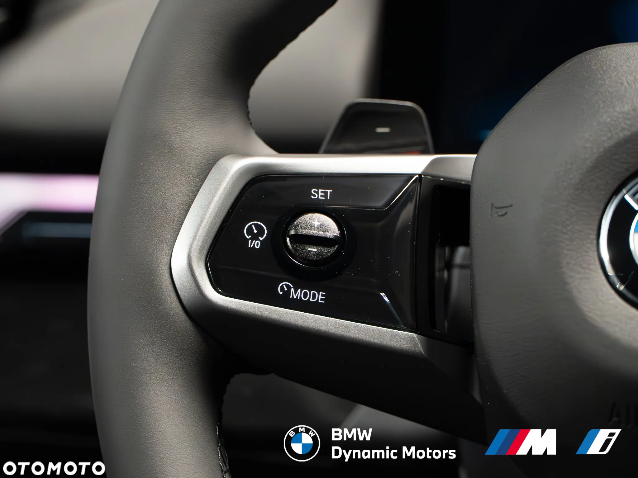 BMW Seria 5 520d xDrive Touring - 28