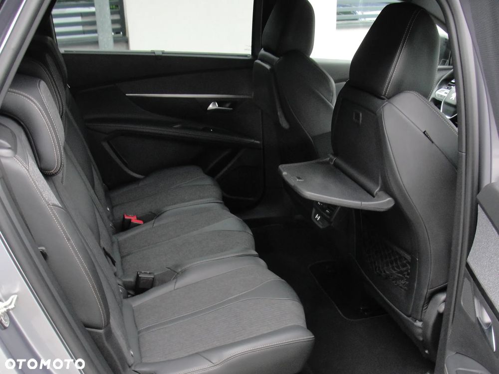 Peugeot 5008 BlueHDi 180 EAT8 GT - 10