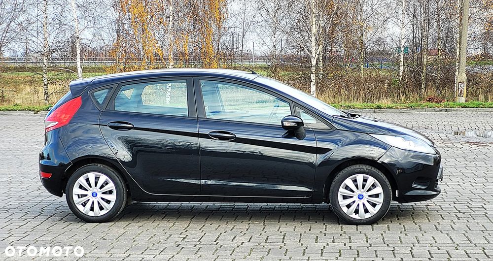 Ford Fiesta 1.25 Trend EU5 - 13