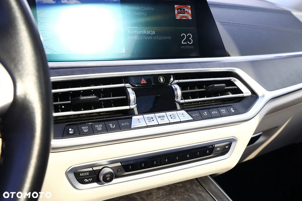BMW X7 xDrive40d mHEV - 13