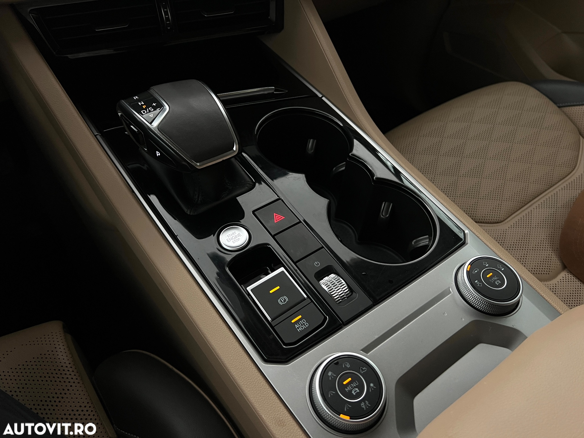 Volkswagen Touareg 3.0 V6 TDI 4Motion DPF Automatik R-Line - 11