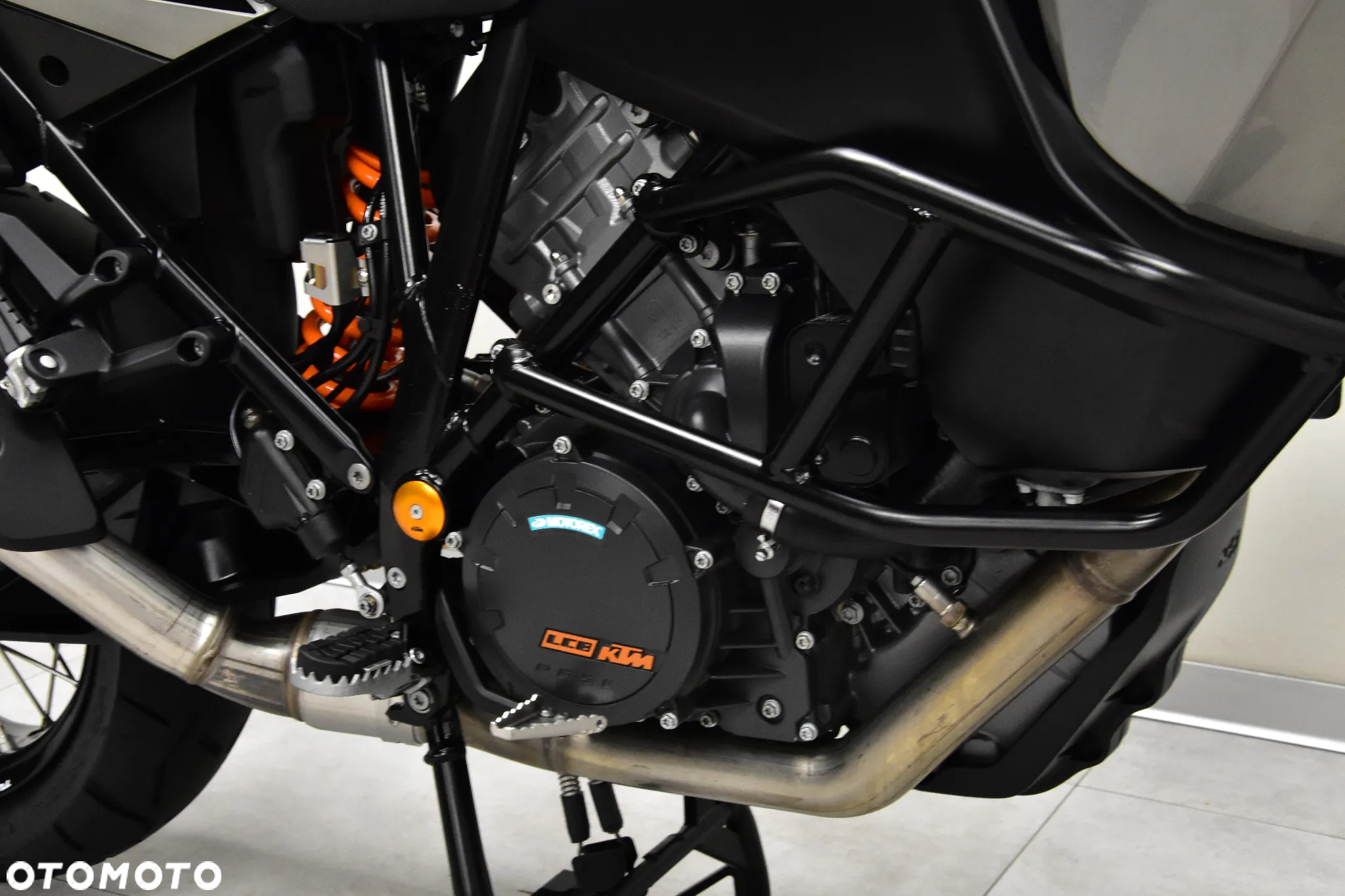 KTM Adventure - 28