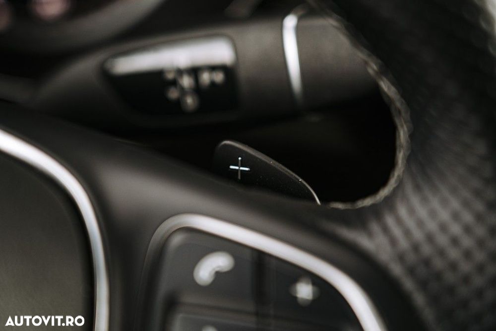 Mercedes-Benz V - 20