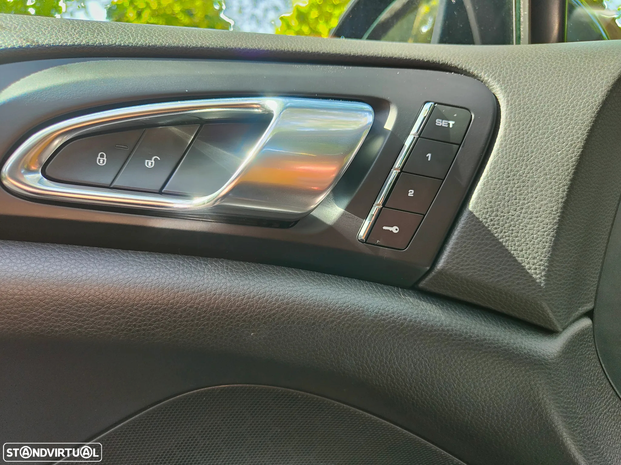 Porsche Cayenne S Hybrid - 16