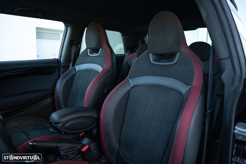 MINI 3 Portas John Cooper Works Auto Desportiva - 13