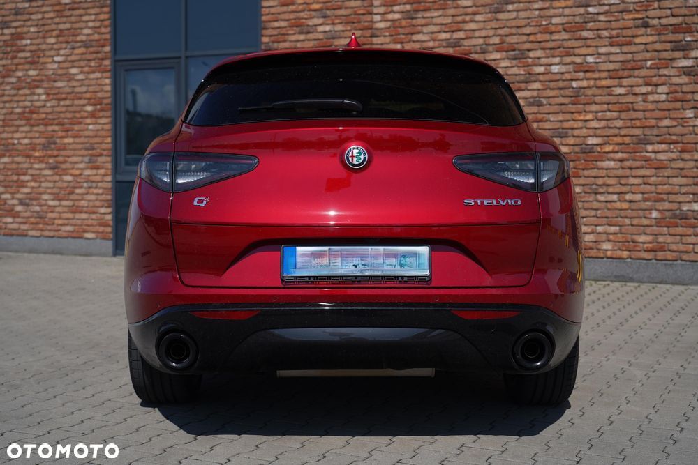 Alfa Romeo Stelvio 2.0 Turbo Veloce Q4 - 5