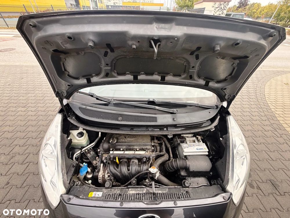 Kia Venga 1.4 L - 7